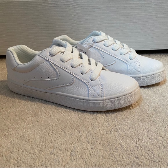 Boys Uniform Low Top Sneakers - Picture 2 of 5